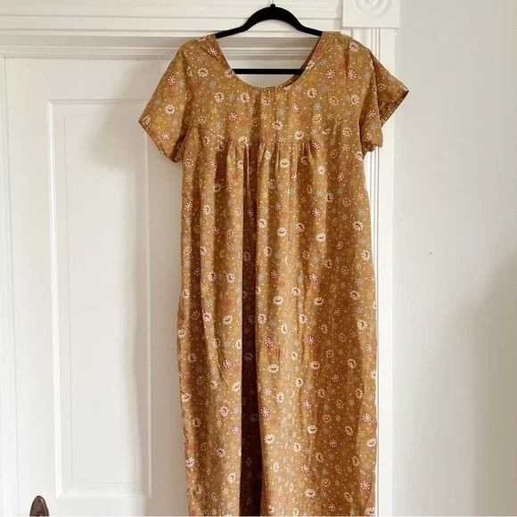 Floral Brown Women's Dress - Picture 6 of 7